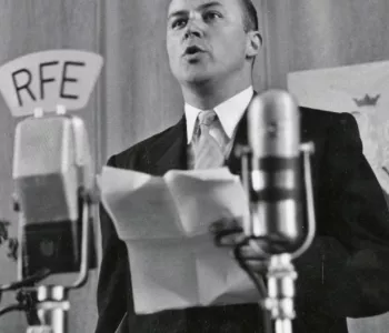 Jan Nowak-Jeziorański broadcasting for Radio Free Europe, 3 May 1952